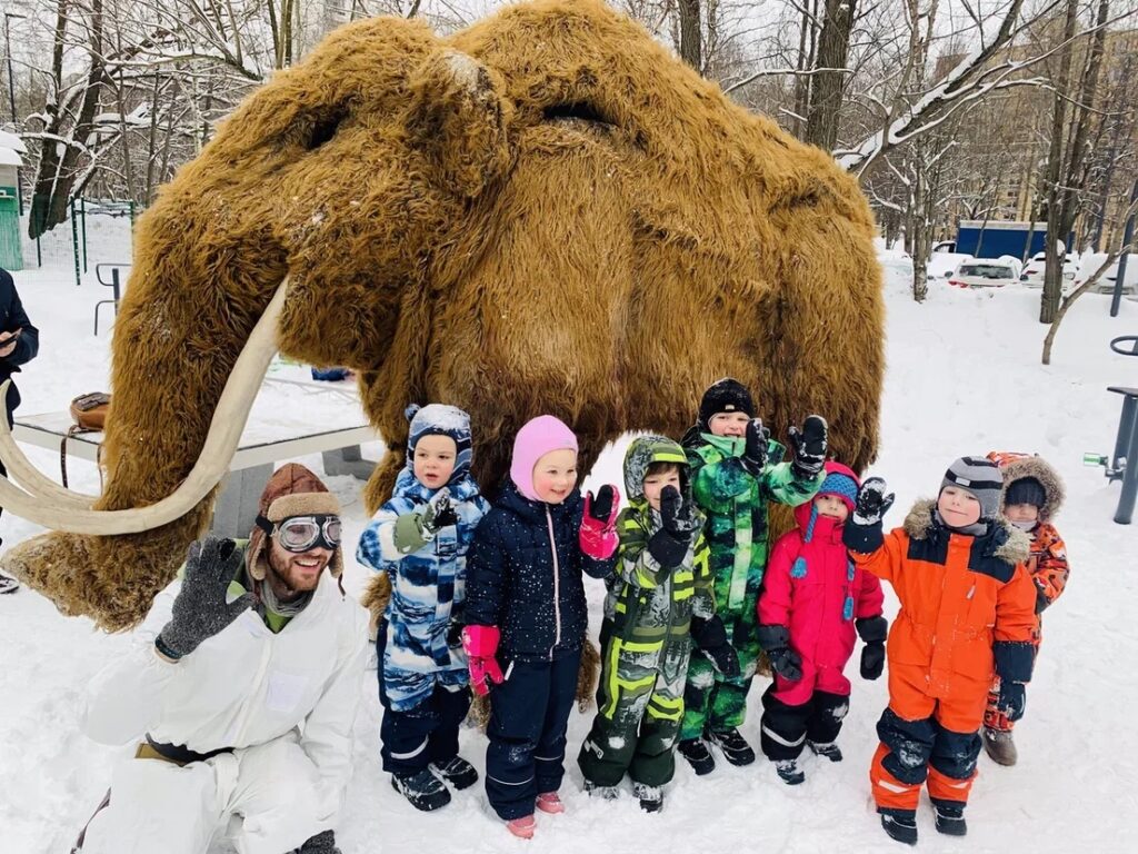 Реалистичный гигантский мамонт