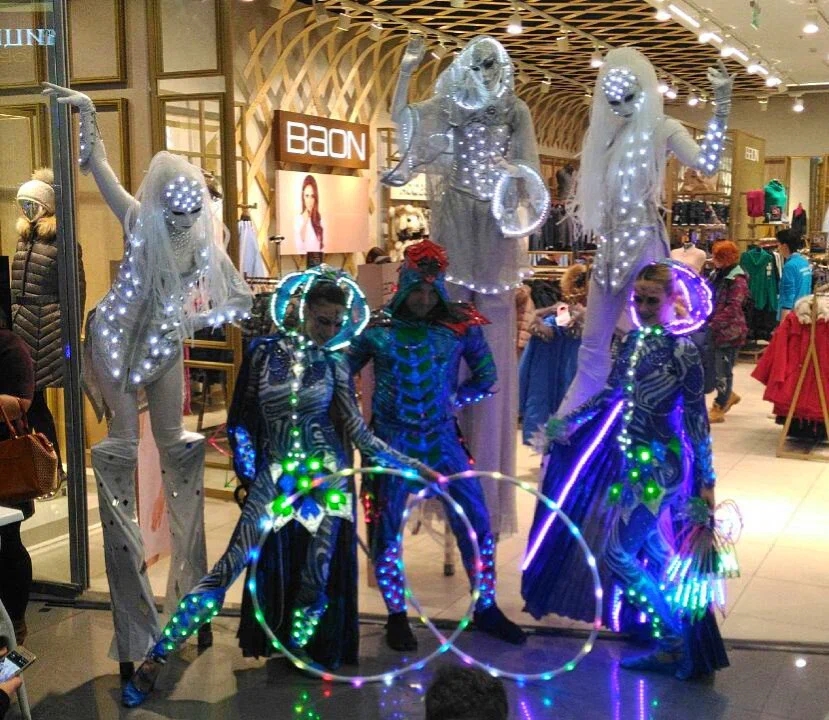 Световое/огненное/зеркально-лазерное шоу/акробаты