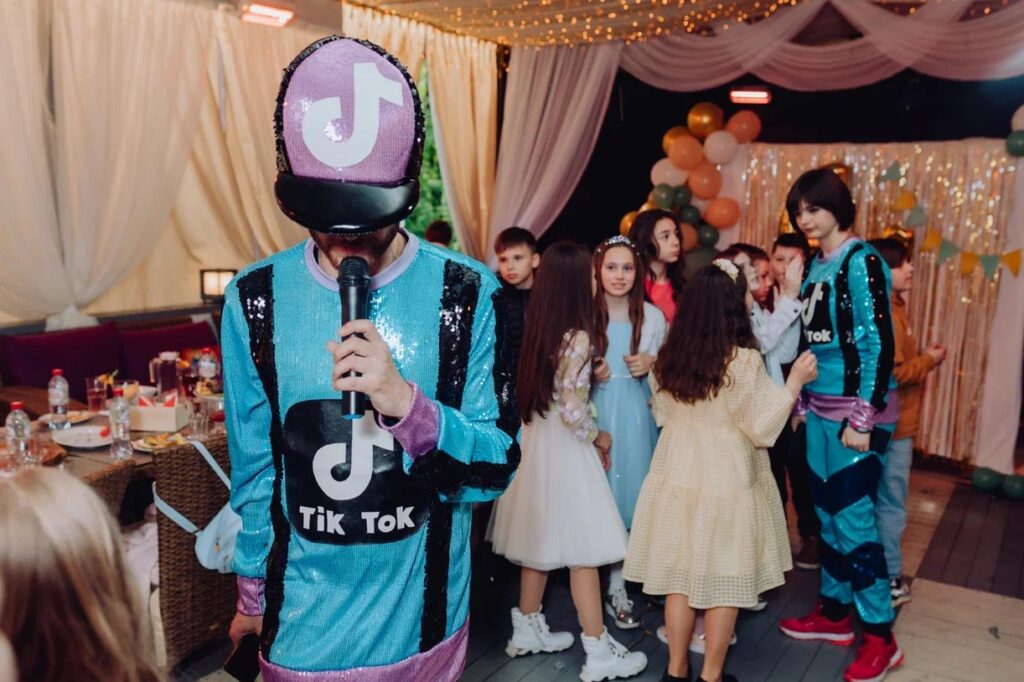 Вечеринка в стиле тик ток